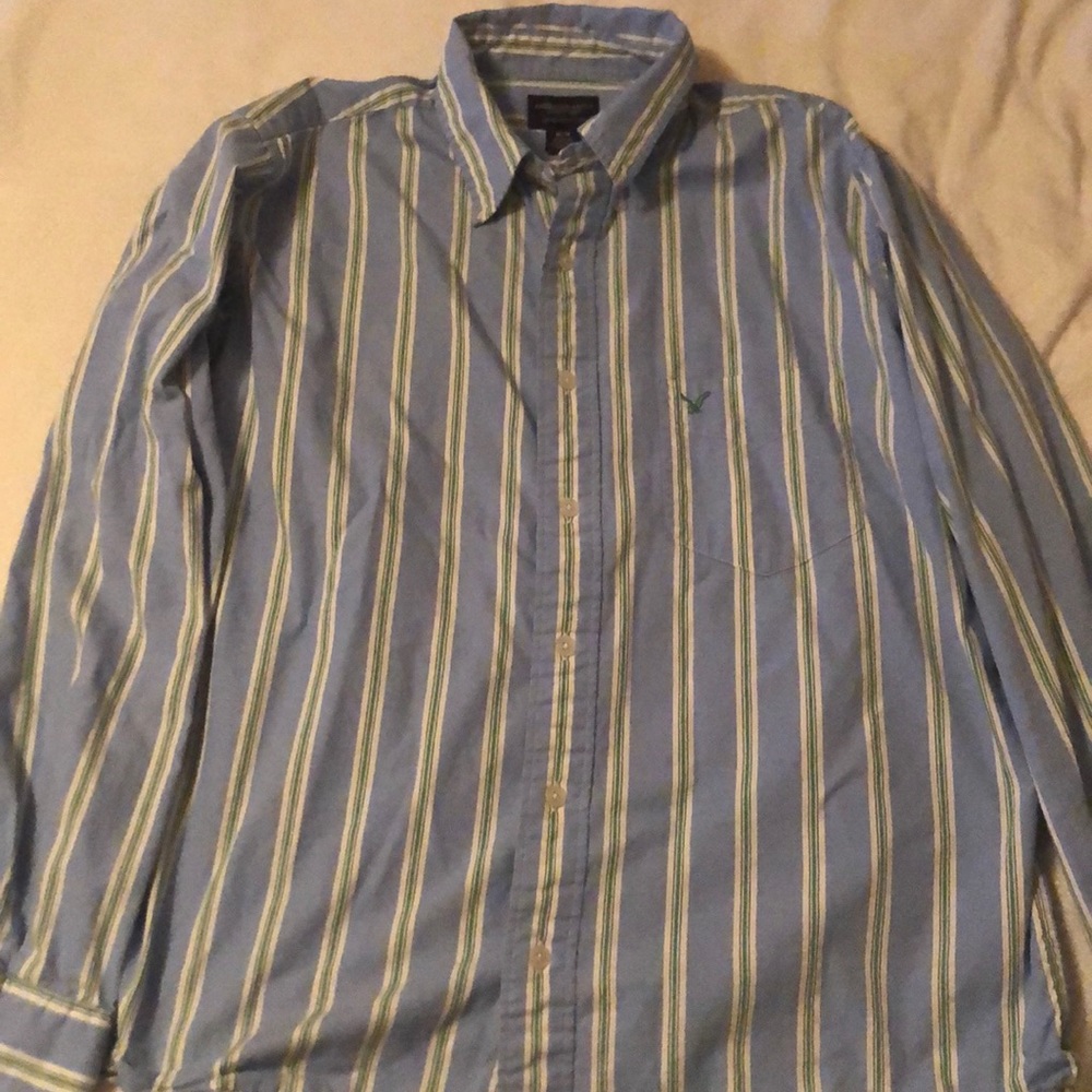 American Eagle button down